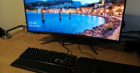 Acer Predator X35 okiem gracza. Ten monitor ma wszystko, ale też nieźle się ceni