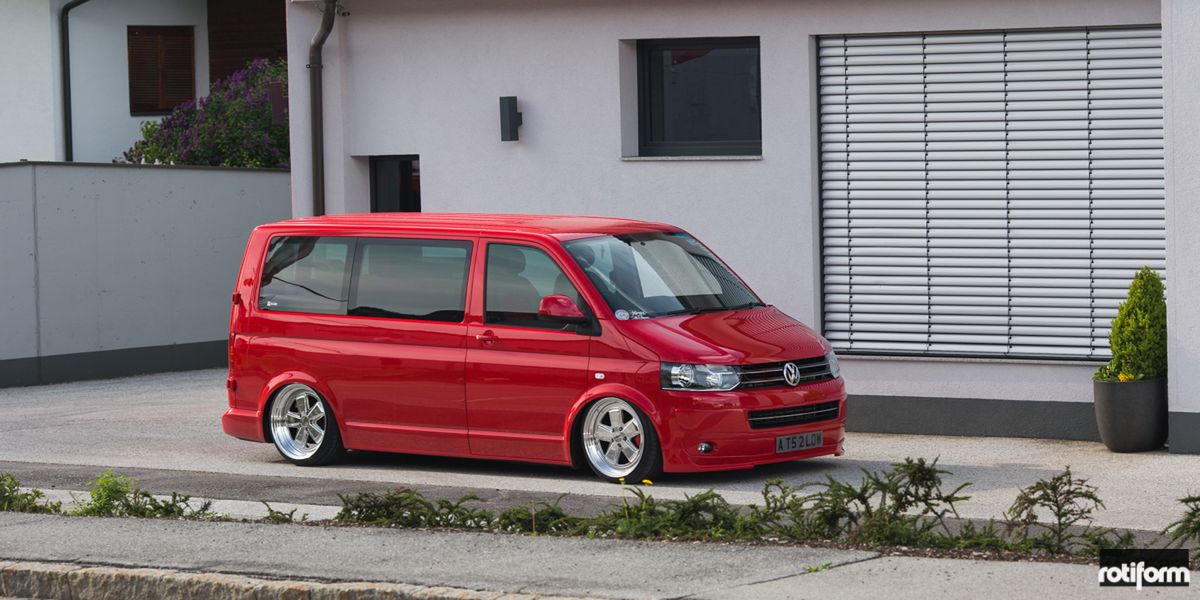 Nietuzinkowe Volkswageny na felgach Rotiform Wheels