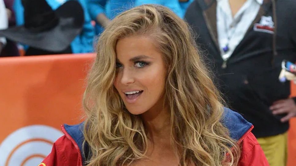 carmen electra modelka sloneczny patrol