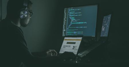 Bug Bounty: oto jak działa polowanie na błędy