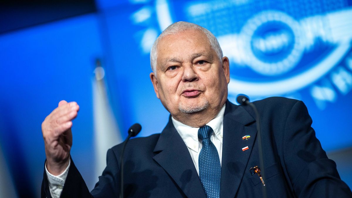 Konferencja prasowa prezesa NBP Adama Glapińskiego