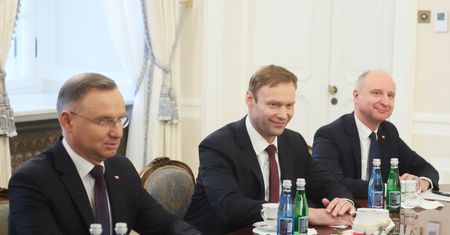 Ambicje Mastalerka. Ekspertka ściągnęła go na ziemię?