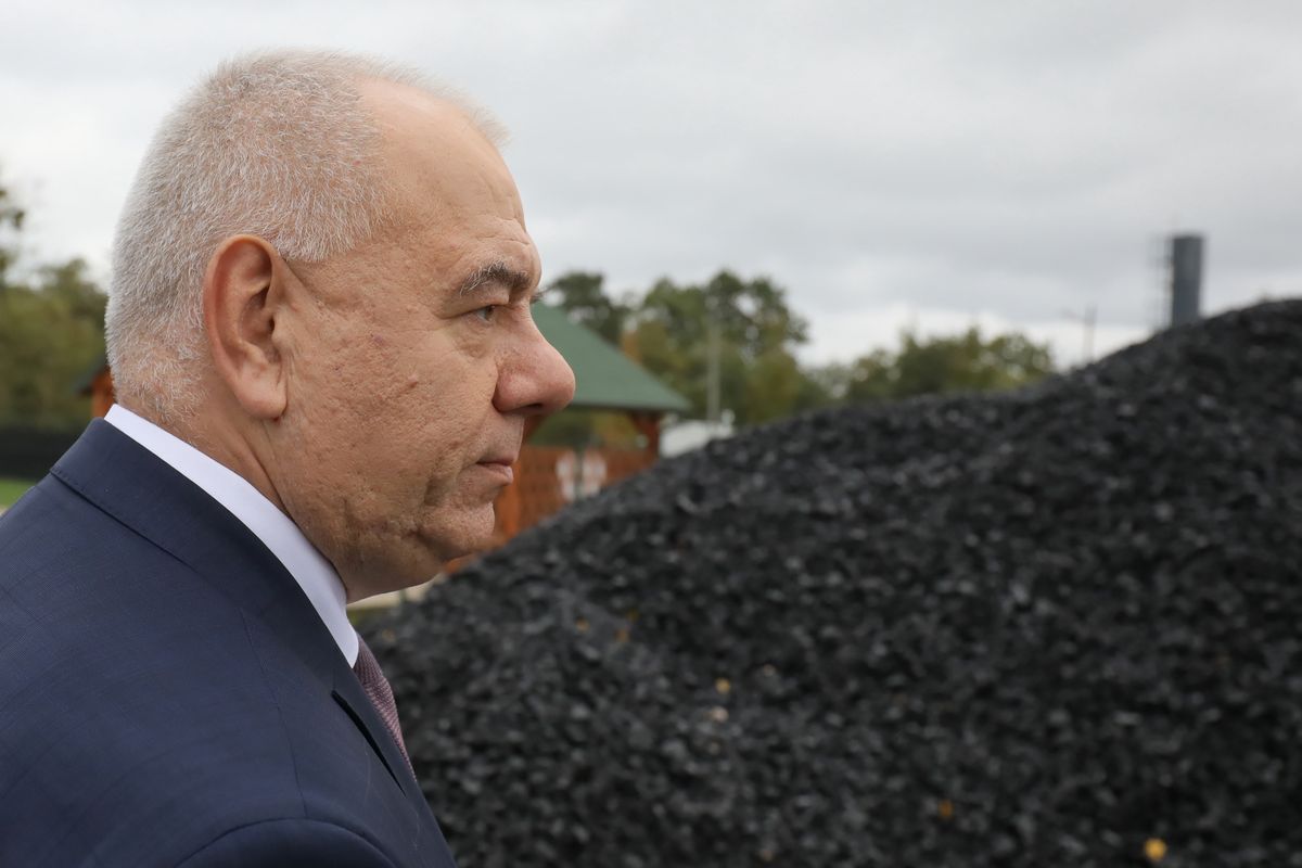 Jacek Sasin chce, żeby to samorządy odpowiadały za dystrybucję węgla