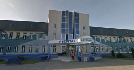 Świdnica. Duchowni pracują w szpitalach na umowę o pracę. Dyrektor szpitala wyjaśnia