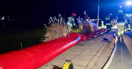 Elbląg ogłasza stan pogotowia przeciwpowodziowego. Cofka na rzece