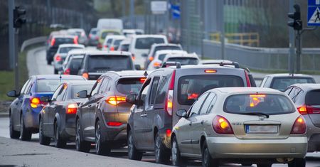 Jeździsz innym "na zderzaku"? To nie dziw się, że wszędzie są korki