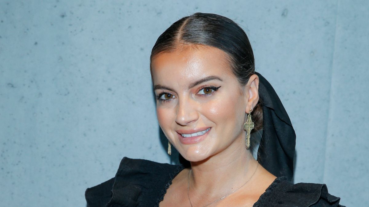 Natalia Janoszek bollywood milioner kolacja randka