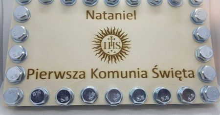 Prezent na komunię. Stalowe śruby, w środku... zaskoczenie