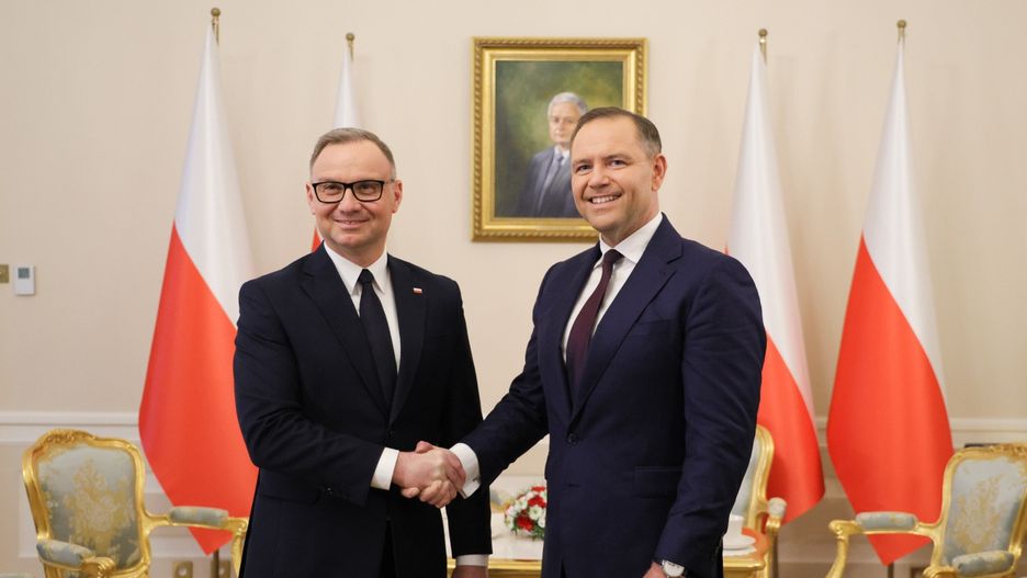 Andrzej Duda, Karol Nawrocki
Warszawa, 03.06.2025. Prezydent RP Andrzej Duda (L) i prezydent elekt Karol Nawrocki (P) na spotkaniu w Pa�acu Prezydenckim w Warszawie, 3 bm. (aldg) PAP/Pawe� Supernak
Pawe� Supernak
na prezydenta, polityk, polityka, spotkanie, wybory