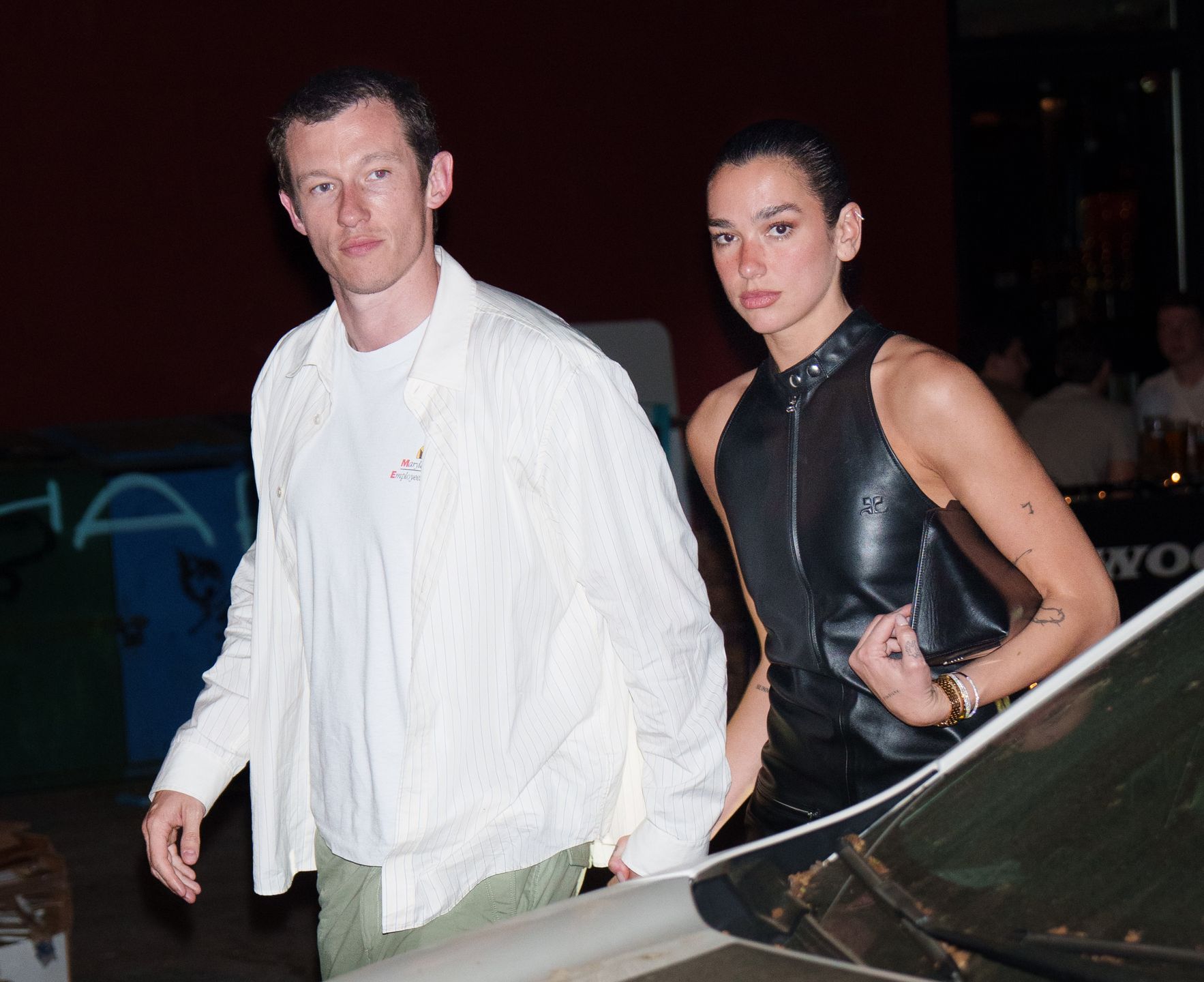 Callum Turner i Dua Lipa