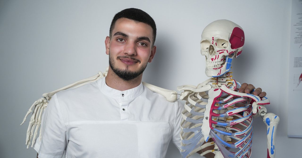 Toruń: Skąd ten dokuczliwy ból? Kinezjolog tropi jego źródła