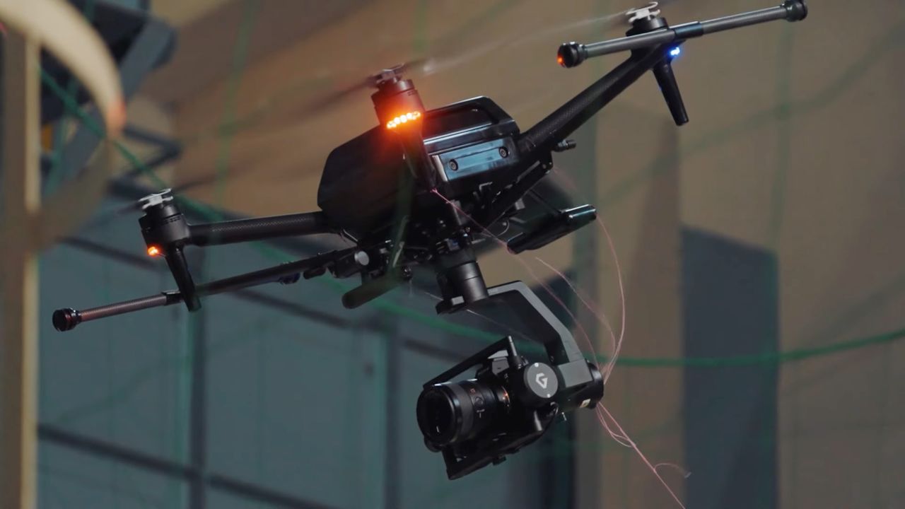 Sony Airpeak to mocarz wśród dronów! Wytrzyma wiatr o prędkości 70 km/h