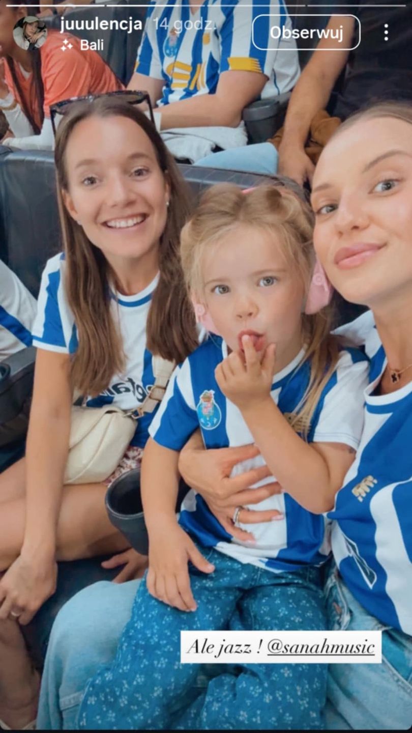 Sanah kibicuje Janowi Bednarkowi z jego żoną i córką w Porto