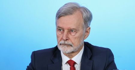 "KO funduje sobie samo-grillowanie". Afera z lekarzem-milionerem zmieni niewiele?