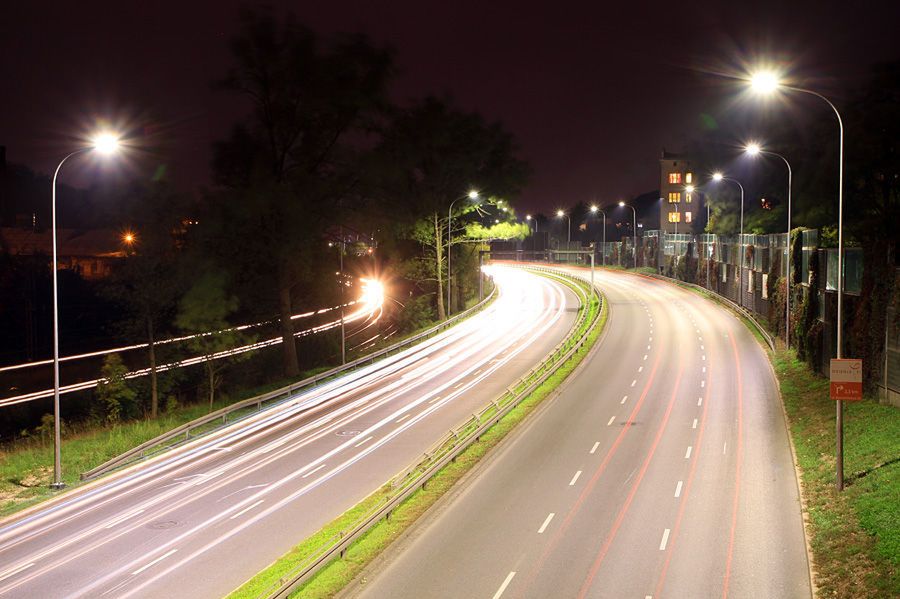 Kraków bez oświetlenia ulic. Wygaszanie potrwa kilka dni