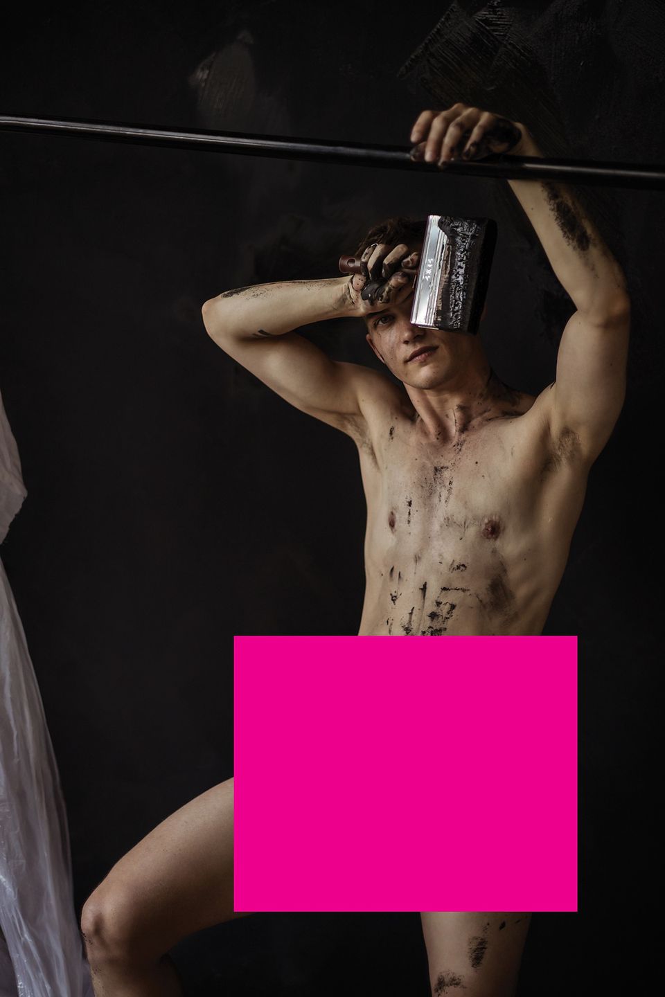 Transpłciowy syn Jacka Braciaka w nagiej sesji
