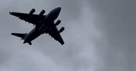C-17A w Moskwie. Rosjanie twierdzą, że nic o tym nie wiedzą