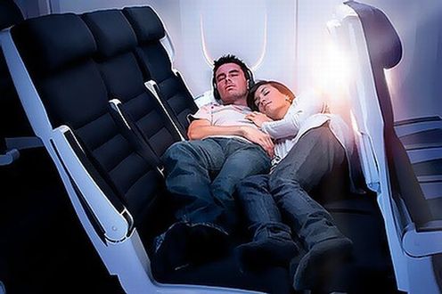 Sypiając z nieznajomym … w samolocie