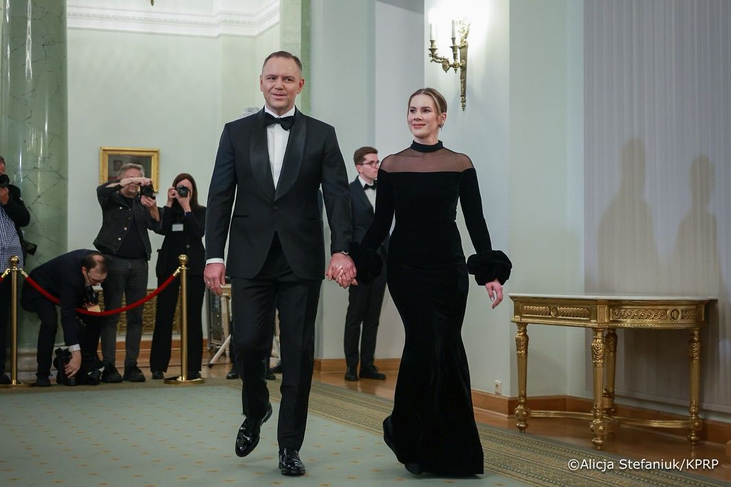 Nawrocka towarzyszy mężowi w spotkaniu z korpusem dyplomatycznym