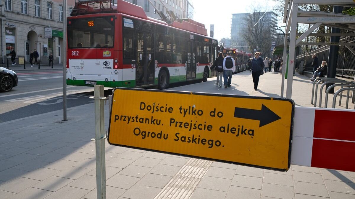 Zamknięcie odcinka Al. Racławickich na potrzeby zdjęć do filmu