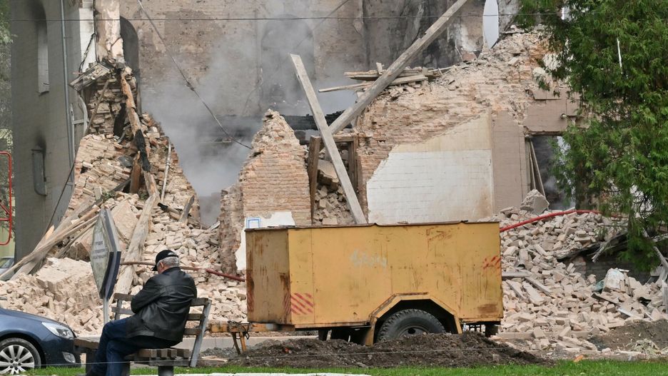 Budynek zniszczony przez rosyjski atak z użyciem irańskich dronów typu Shahed-136 