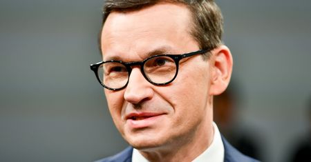 Pieniędzy nie ma. Polacy zdecydowali, co dalej z Morawieckim