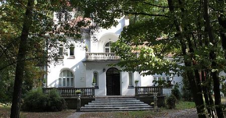 Sąsiedzi mieli dość domu Lubiczów. "Klan" musiał się wyprowadzić