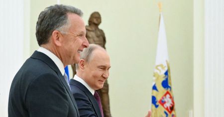 "Bez warunków wstępnych". Putin chce rozmawiać z Kijowem