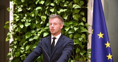 Premier Węgier zwalnia szefa gazety. Odcina fundusze dla "Mandinera"