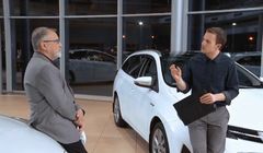 Włodzimierz Zientarski reklamuje baterie hybrydowe Toyoty (wideo)