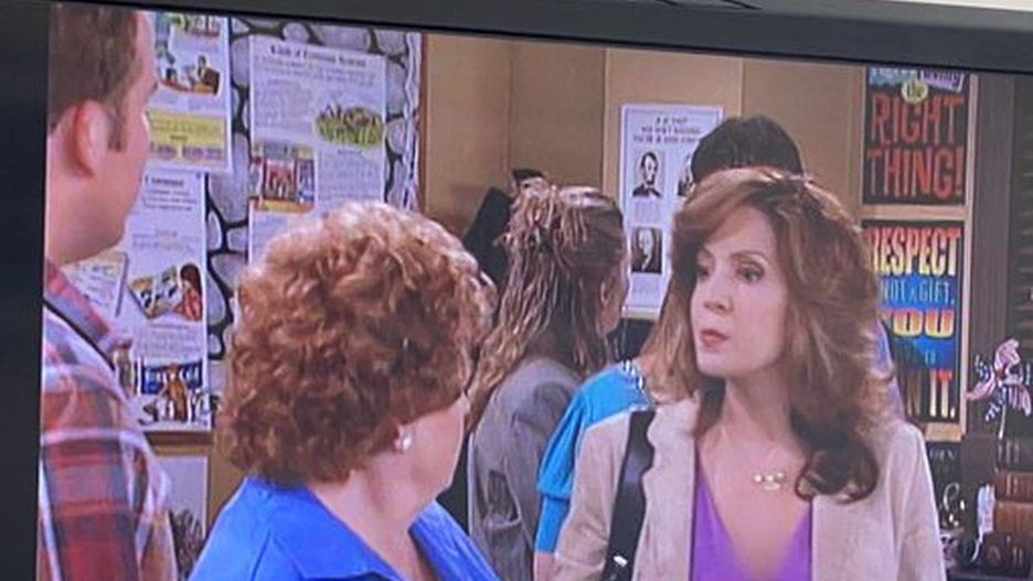 Internauci wytknęli platformie Disney+ cenzurę. Tym razem chodzi o dekolt. 