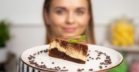 Już nie muszę wybierać pomiędzy sernikiem, a brownie. Łącze oba przepisy w jedno