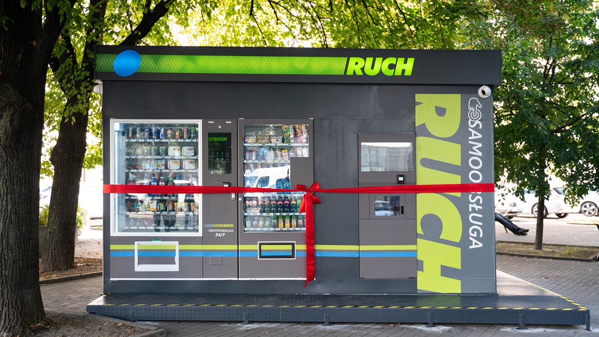 Kiosk, w którym nie ma kioskarza. Ruch stawia na samoobsługę 1