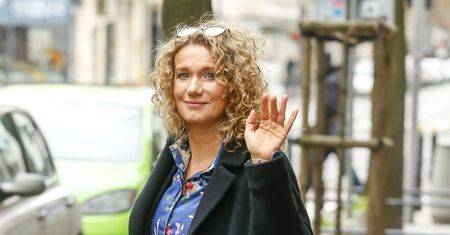 Joanna Trzepiecińska żyła w trójkącie. Później długo leczyła złamane serce