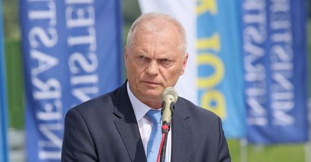 Lech Kołakowski wrócił do PiS. Dostał intratną posadę w państwowym banku