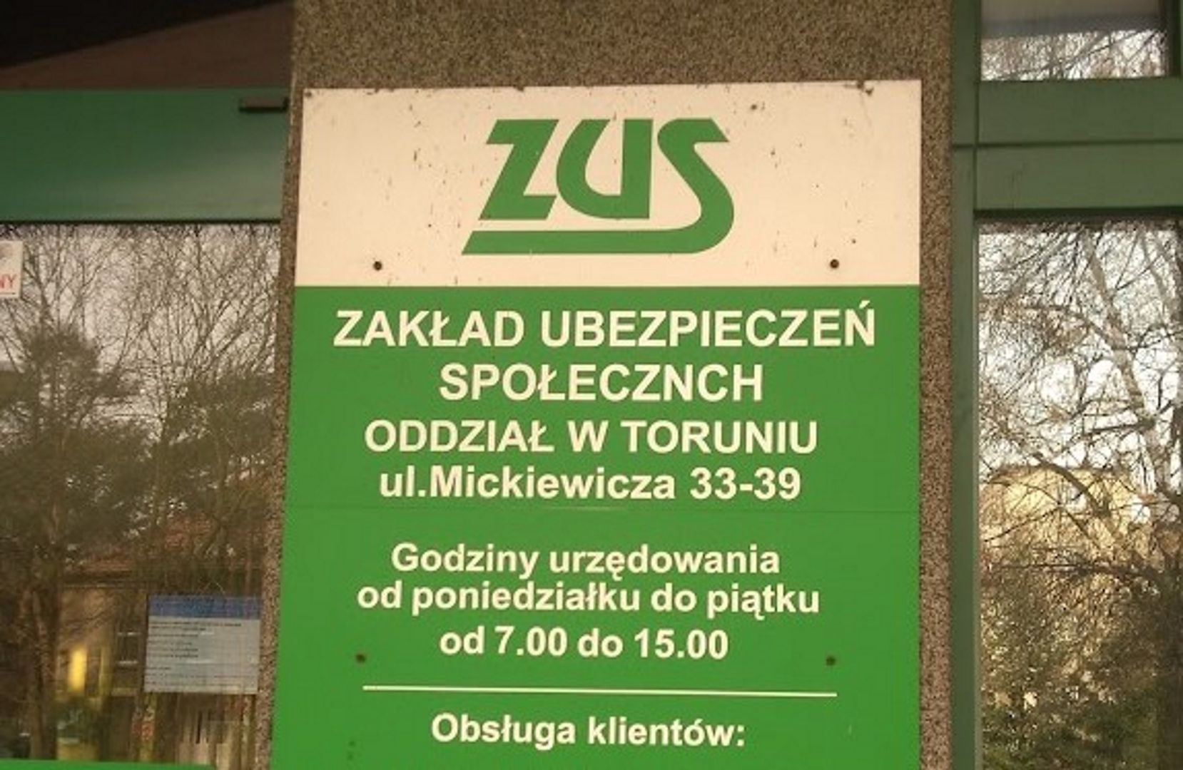 ZUS przegrał w sądzie. Niesłusznie odebrał zasiłek chorobowy kobiecie