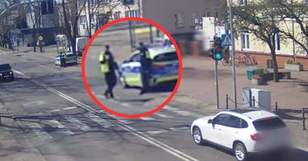 Kobieta w BMW spanikowała. Na widok policjantów nagle stanęła