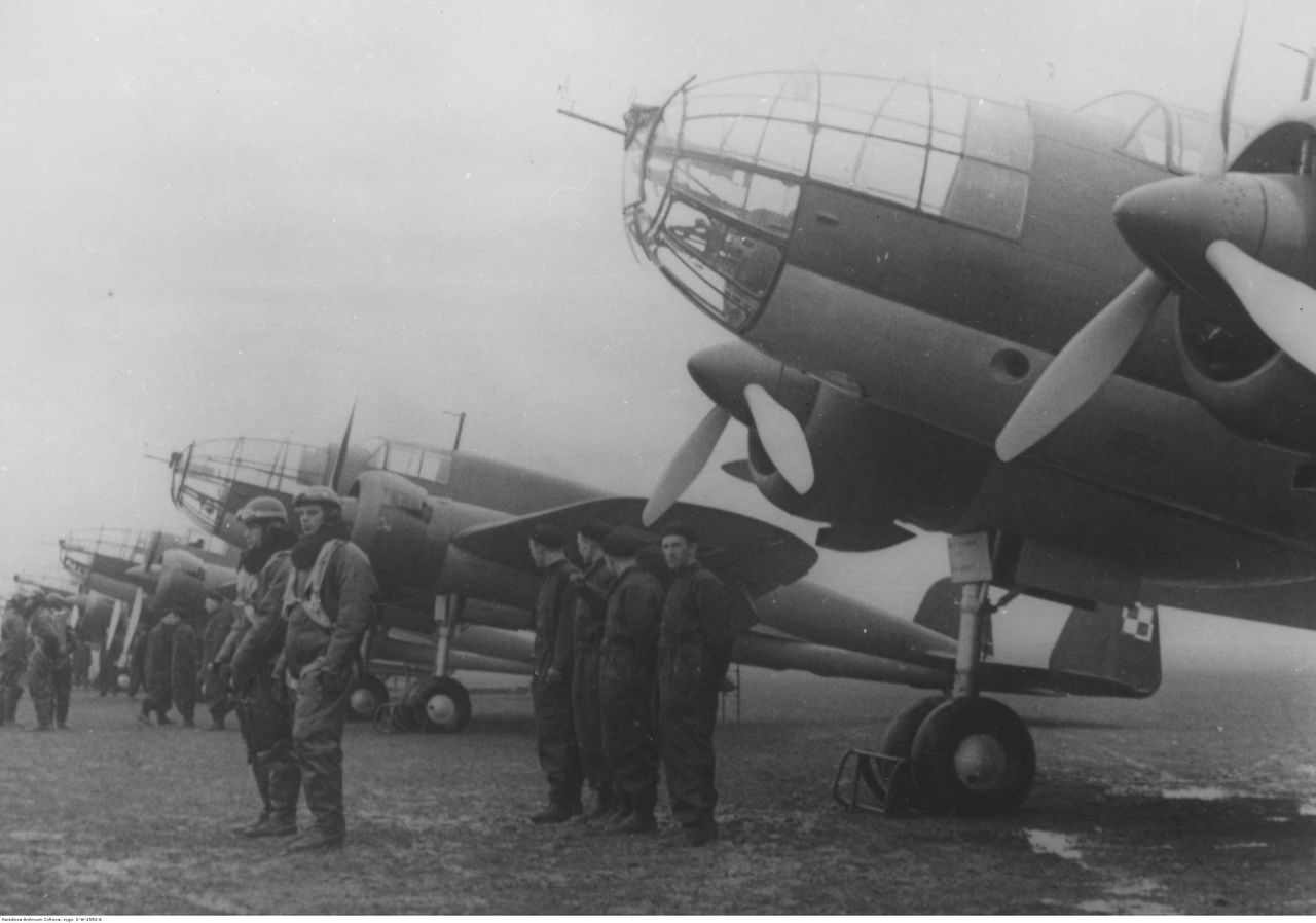 Samoloty PZL 37 Łoś i ich załogi, lotnisko 210 Dywizjonu Bombowego
