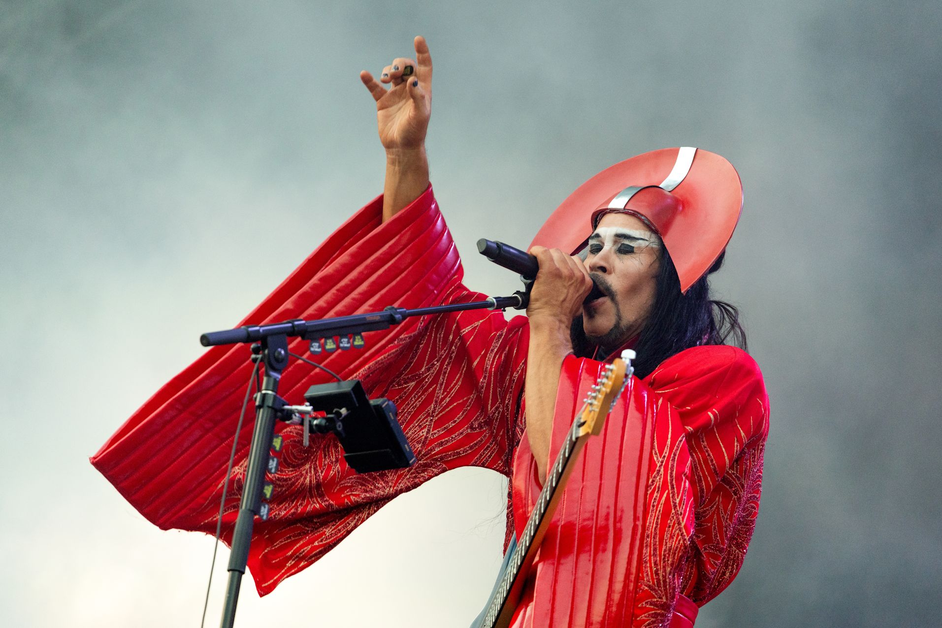 Empire of the Sun wraca do Polski. Steele dla WP Kultura: Świat ma być piękniejszy