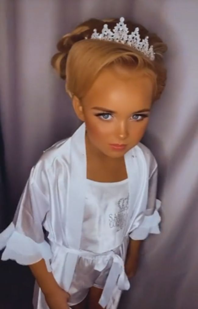 Szokująca metamorfoza "full glam" na komunię