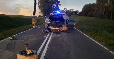 Brał udział w wypadku, potem mówił o "trumnach na kółkach". Szokujące słowa adwokata