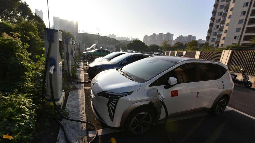 Chiny mają problem po boomie na elektryki. Szykują nowy podatek