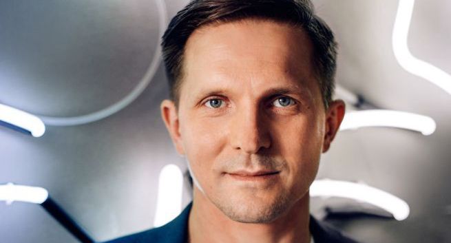 NapoleonCat: ponad połowa klientów to firmy zagraniczne