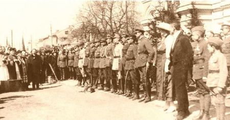 Bohaterowie Zapomniani przez Historię: Czy Znasz Płockie Orlęta z 1920 roku?