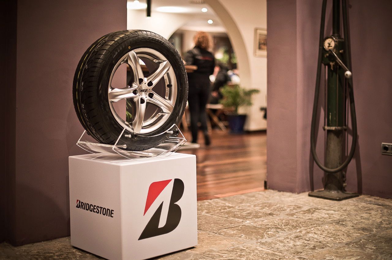 Test opon Bridgestone Potenza Adrenalin RE002 w Ascari Race Resort [galeria] 11