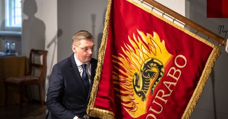 Na koniec zareklamował PiS. "Wychowanek" Rydzyka odchodzi