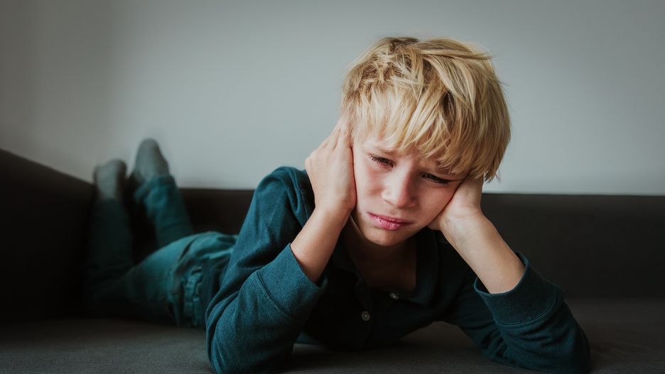 Co Twój język ciała mówi dziecku? Komunikacja niewerbalna ma dla niego duże znaczenie