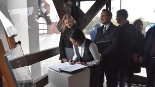 Gołańcz: Uroczyste otwarcie zamku. Kasztelan przyjął pierwszych gości