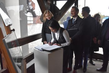 Gołańcz: Uroczyste otwarcie zamku. Kasztelan przyjął pierwszych gości