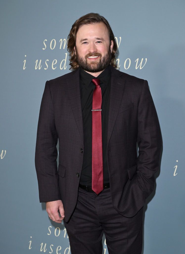Haley Joel Osment started his career as a child. Today he is 35 and has